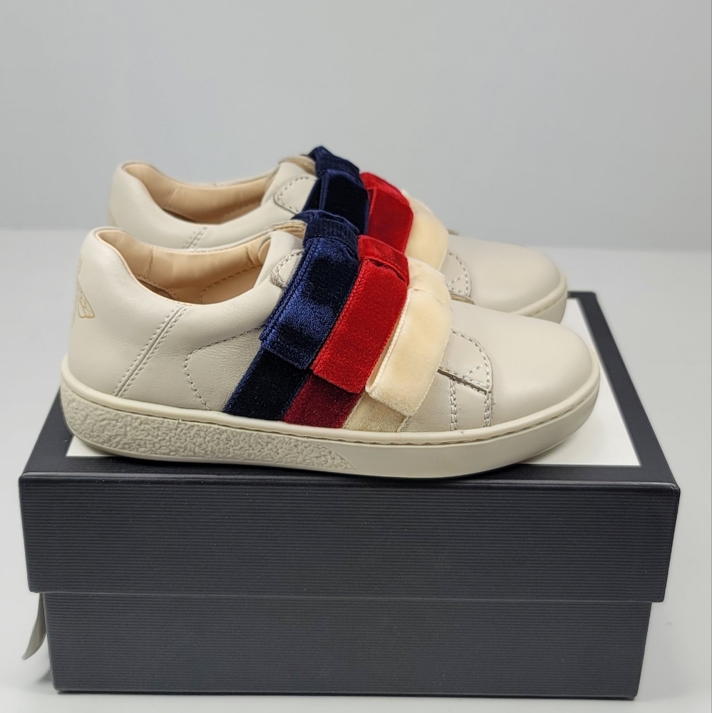 👟👟👟GUCCI Bow-detailed printed leather sneakers for Girls. Wow - Picture 2 of 7
